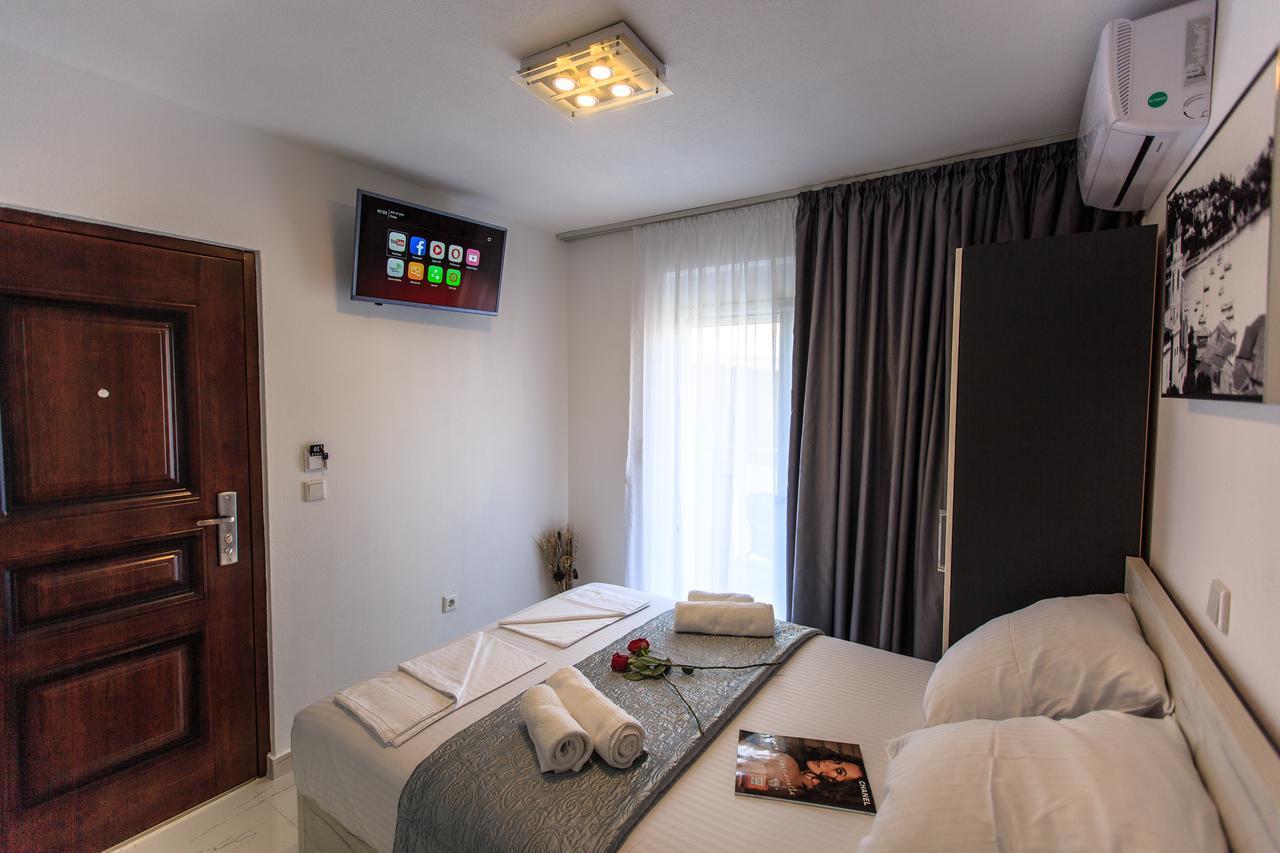 Zara Apartmani Sutomore Exterior photo