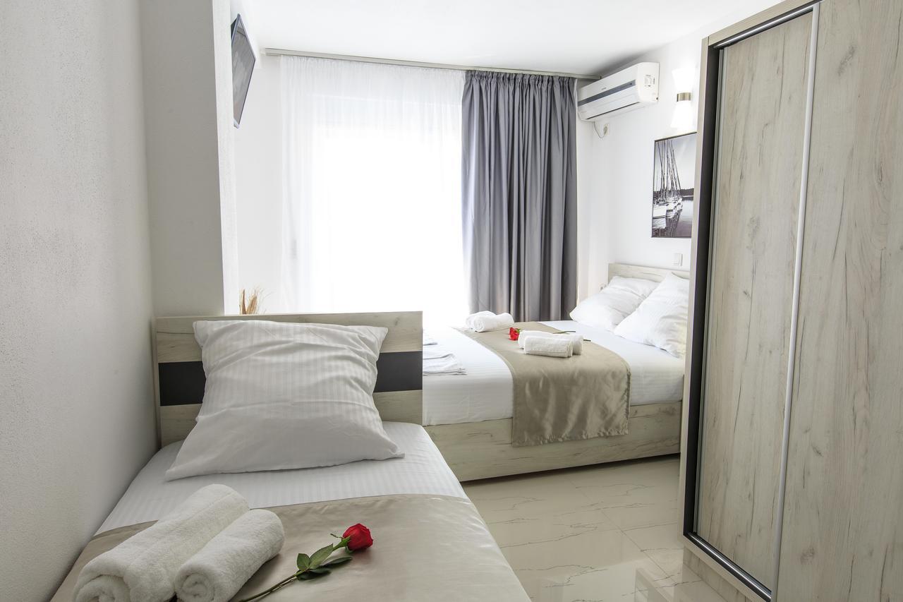 Zara Apartmani Sutomore Exterior photo